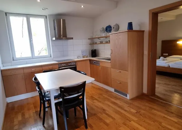 Wirtshaus Leindl Hotel