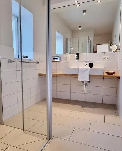 Wirtshaus Leindl * Kremže